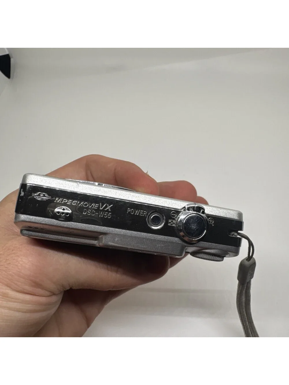 Sony Cyber-shot DSC-W55 Digital Camera 7.2MP 3x Optical Zoom Silver Auto Focus
